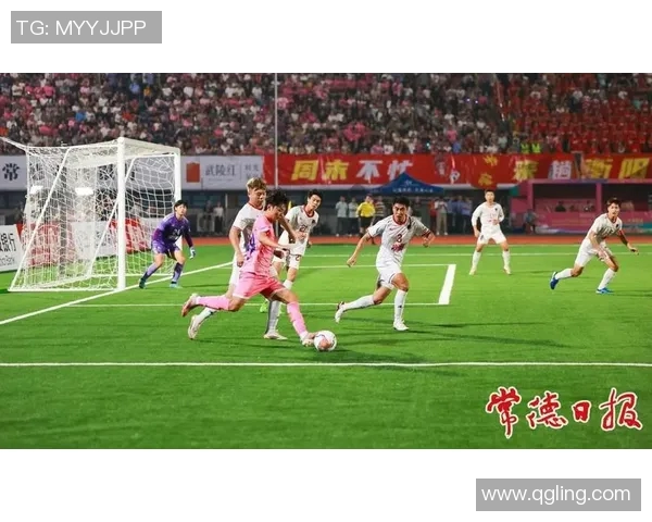 足球明星中文加油图片展现激情与梦想激励年轻球员奋勇争先的力量与信念