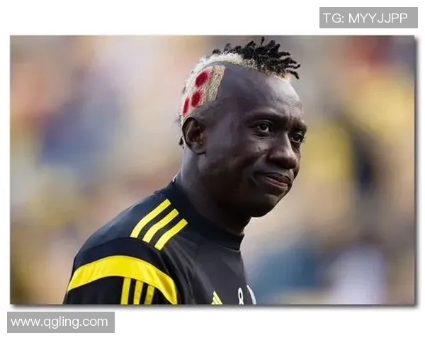 足球明星发型大比拼哪种造型最能展现他们的个性与魅力